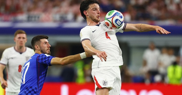 HLV Tuchel nói điều cực bất ngờ về chấn thương của Declan Rice sau trận Anh thắng Croatia, hóa ra là… - hình ảnh - shbetvn1.com