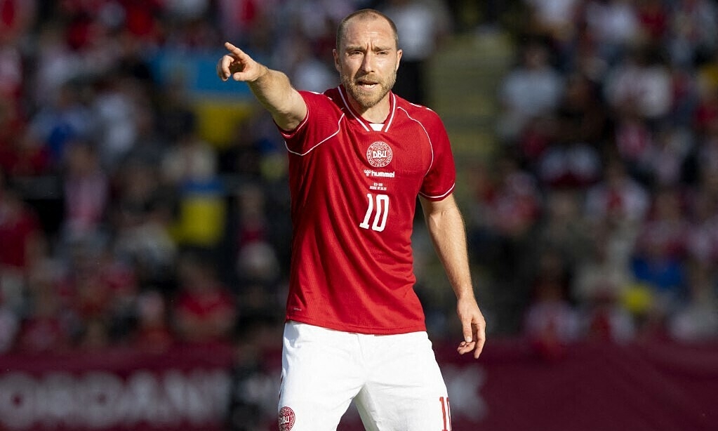 Eriksen lại ngã gục: Khoảnh khắc khiến fan cá cược bóng đá online lo lắng - hình ảnh - shbetvn1.com