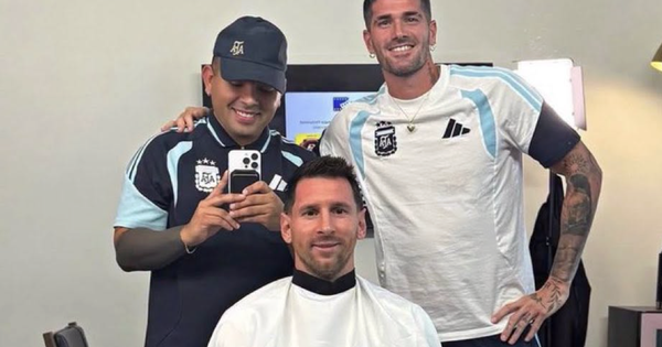 Nạp rút SHBET dễ dàng – Cập nhật tin nóng từ chuyến đi cắt tóc của Messi và De Paul - hình ảnh - shbetvn1.com Nạp rút SHBET dễ dàng – Cập nhật tin nóng từ chuyến đi cắt tóc của Messi và De Paul - hình ảnh - shbetvn1.com