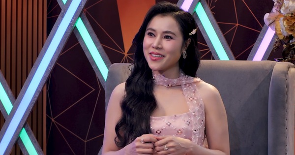 Ca sĩ bolero Hồng Gấm và lựa chọn sống kín tiếng ở tuổi 33 - hình ảnh - shbetvn1.com Ca sĩ bolero Hồng Gấm và lựa chọn sống kín tiếng ở tuổi 33 - hình ảnh - shbetvn1.com