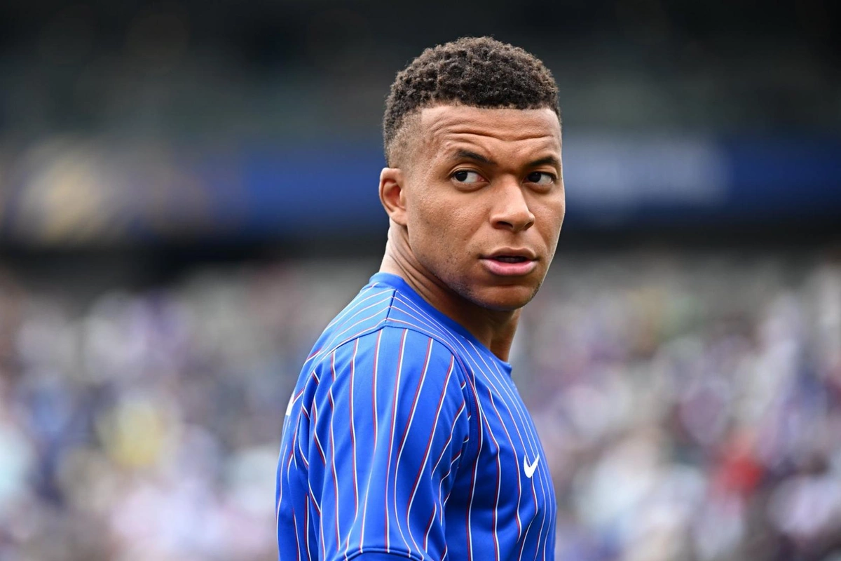 Mbappe đứng trước cơ hội xô đổ thêm kỷ lục World Cup - hình ảnh - shbetvn1.com Mbappe đứng trước cơ hội xô đổ thêm kỷ lục World Cup - hình ảnh - shbetvn1.com