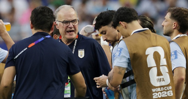 Cầu thủ Uruguay phản ứng dữ dội HLV Bielsa trước trận quyết đấu Tây Ban Nha - hình ảnh - shbetvn1.com