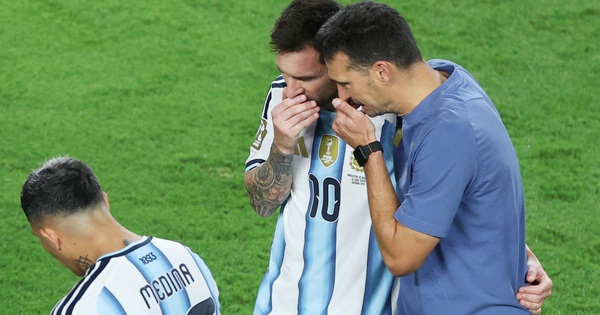 Scaloni đáp trả HLV Ancelotti khi chê Argentina ‘đá chậm’, tiết lộ Messi rất ổn: góc nhìn mới cho người chơi Việt - hình ảnh - shbetvn1.com Scaloni đáp trả HLV Ancelotti khi chê Argentina ‘đá chậm’, tiết lộ Messi rất ổn: góc nhìn mới cho người chơi Việt - hình ảnh - shbetvn1.com