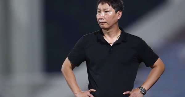 HLV Kim Sang-sik đối mặt thử thách lớn tại Asian Cup 2027 sau thành công AFF Cup - hình ảnh - shbetvn1.com HLV Kim Sang-sik đối mặt thử thách lớn tại Asian Cup 2027 sau thành công AFF Cup - hình ảnh - shbetvn1.com