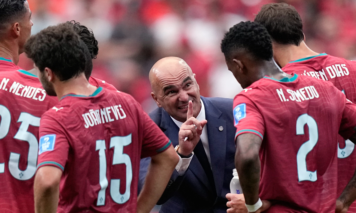 HLV Bồ Đào Nha: ‘Ronaldo là điểm tham chiếu trong hệ thống tấn công’ - hình ảnh - shbetvn1.com HLV Bồ Đào Nha: ‘Ronaldo là điểm tham chiếu trong hệ thống tấn công’ - hình ảnh - shbetvn1.com
