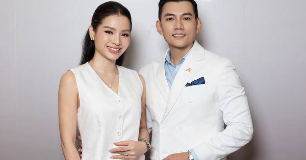 Phương Trinh Jolie rạng rỡ đến ủng hộ chồng kém tuổi lấn sân kinh doanh - hình ảnh - shbetvn1.com Phương Trinh Jolie rạng rỡ đến ủng hộ chồng kém tuổi lấn sân kinh doanh - hình ảnh - shbetvn1.com