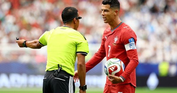 Ronaldo từ chối bình luận về Messi, SHBET baccarat – điểm đến cho fan túc cầu - hình ảnh - shbetvn1.com Ronaldo từ chối bình luận về Messi, SHBET baccarat – điểm đến cho fan túc cầu - hình ảnh - shbetvn1.com
