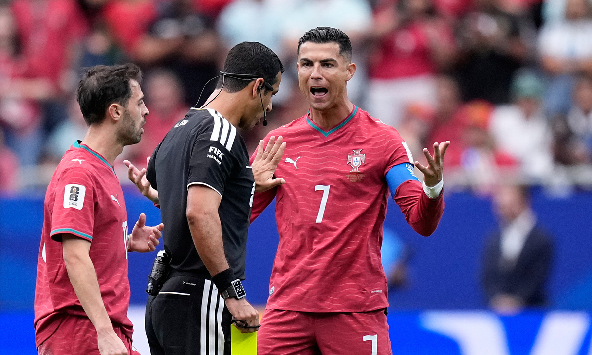 Ronaldo bị chấm điểm thấp nhất trận ra quân World Cup 2026 - hình ảnh - shbetvn1.com