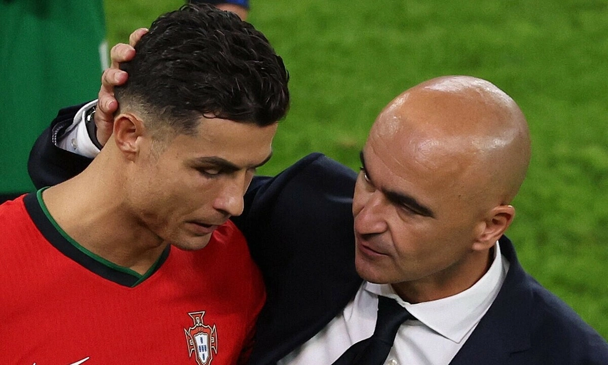Shearer: ‘HLV Bồ Đào Nha không dám thay Ronaldo’ - hình ảnh - shbetvn1.com Shearer: ‘HLV Bồ Đào Nha không dám thay Ronaldo’ - hình ảnh - shbetvn1.com