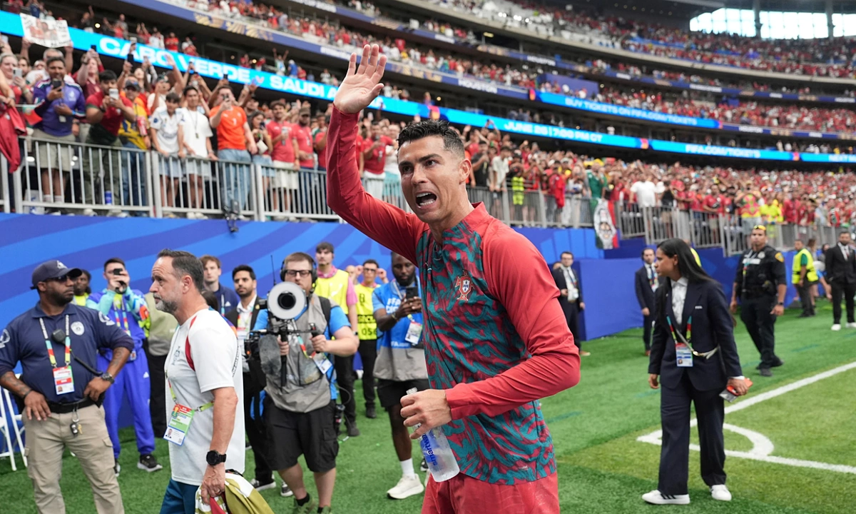 Ronaldo Mong Gặp Messi Ở Chung Kết World Cup 2026: Cơ Hội Vàng Cho Fan Cá Cược Thể Thao - hình ảnh - shbetvn1.com