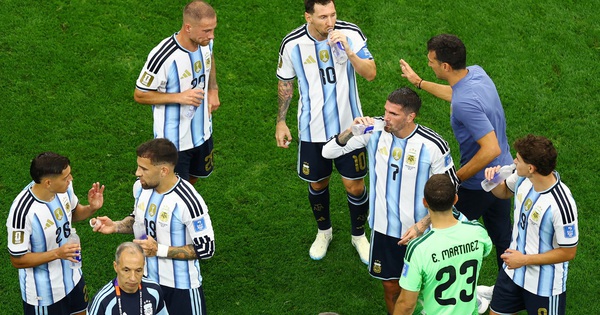 Messi răm rắp tuân lệnh, không bao giờ ‘cãi’ HLV Scaloni nửa lời, đủ tuyệt kỹ đấu… World Cup 2030 - hình ảnh - shbetvn1.com Messi răm rắp tuân lệnh, không bao giờ ‘cãi’ HLV Scaloni nửa lời, đủ tuyệt kỹ đấu… World Cup 2030 - hình ảnh - shbetvn1.com