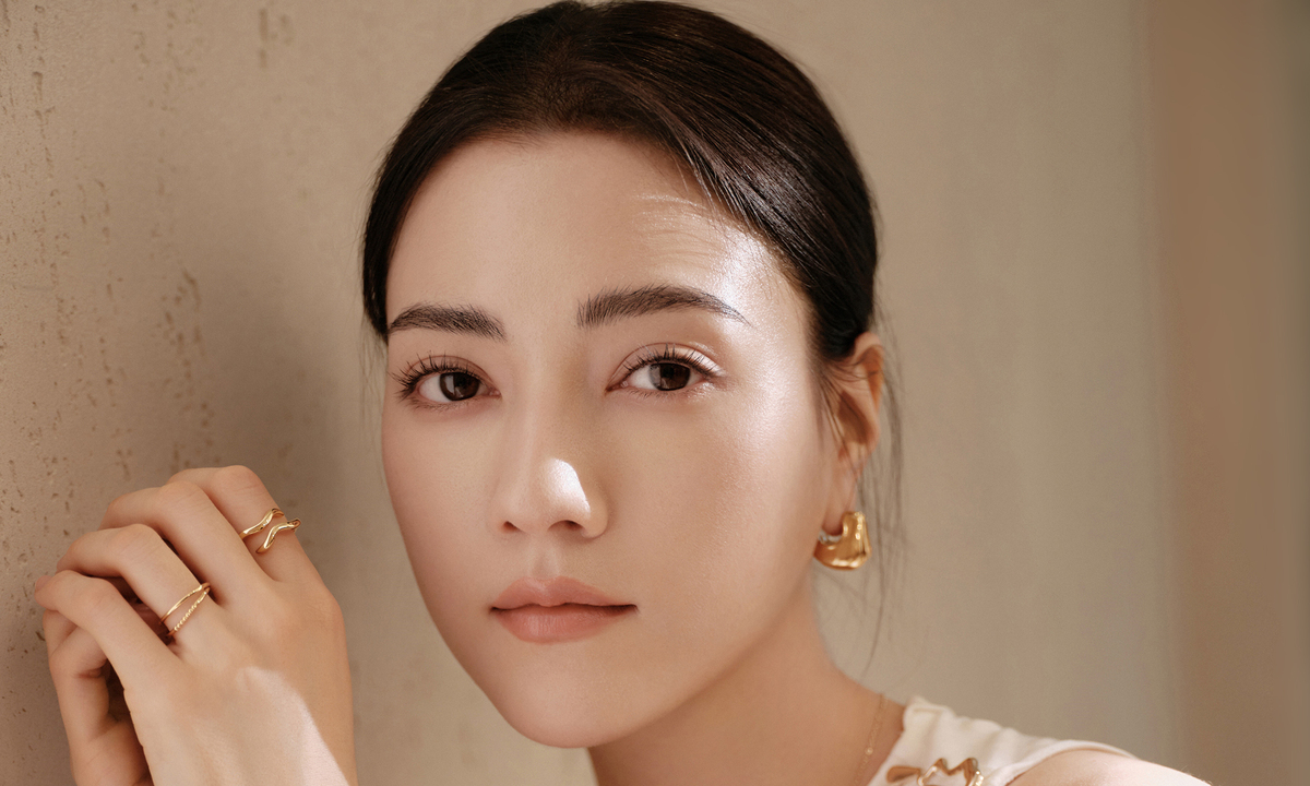 Sắc vóc mỹ nhân Nga hẹn hò thiếu gia Hong Kong: Câu chuyện thu hút giới trẻ Việt - hình ảnh - shbetvn1.com Sắc vóc mỹ nhân Nga hẹn hò thiếu gia Hong Kong: Câu chuyện thu hút giới trẻ Việt - hình ảnh - shbetvn1.com