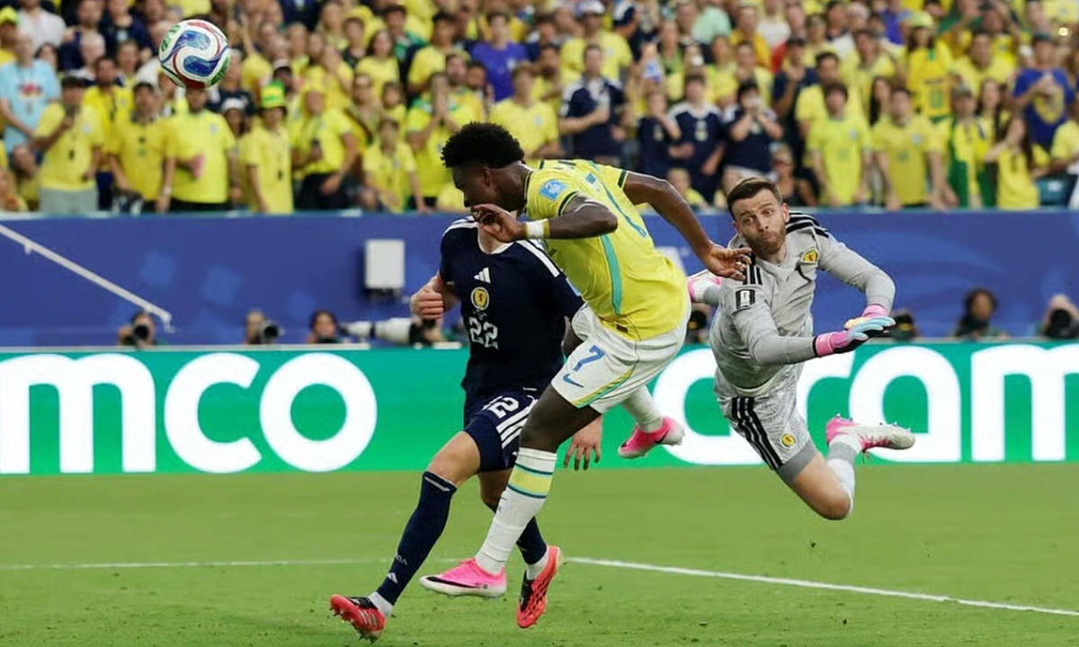 Vinicius đòi quà Ancelotti sau khi đánh đầu ghi bàn - hình ảnh - shbetvn1.com Vinicius đòi quà Ancelotti sau khi đánh đầu ghi bàn - hình ảnh - shbetvn1.com