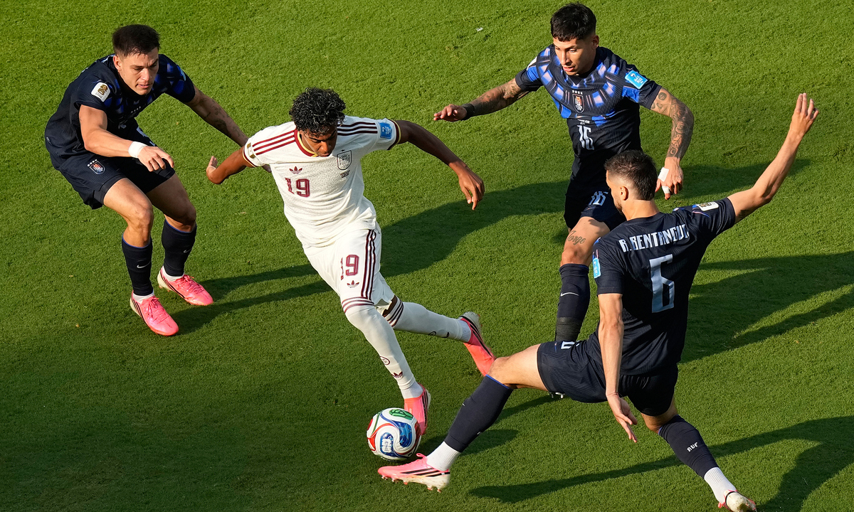 SHBET cược bóng đá: Cập nhật trận Uruguay 0-0 Tây Ban Nha hiệp 1 - hình ảnh - shbetvn1.com SHBET cược bóng đá: Cập nhật trận Uruguay 0-0 Tây Ban Nha hiệp 1 - hình ảnh - shbetvn1.com