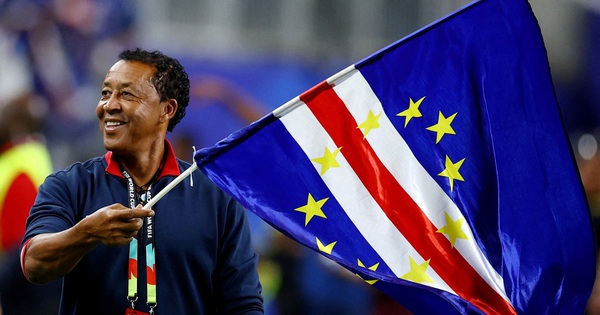 HLV Cabo Verde xúc động tạm biệt World Cup, dành lời khen đặc biệt cho Argentina - hình ảnh - shbetvn1.com