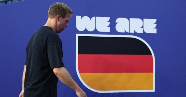 Huyền thoại Lahm chỉ trích HLV Nagelsmann sau thảm họa World Cup của Đức - hình ảnh - shbetvn1.com