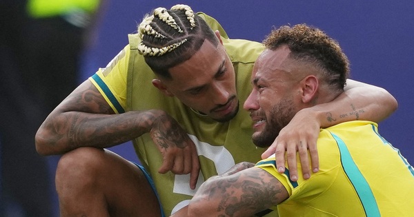 Neymar khóc nức nở sau thất bại của Brazil: Khi ngôi sao cũng gục ngã - hình ảnh - shbetvn1.com Neymar khóc nức nở sau thất bại của Brazil: Khi ngôi sao cũng gục ngã - hình ảnh - shbetvn1.com