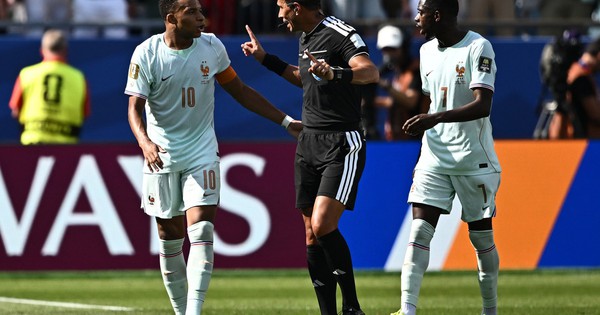 Mbappe đá hỏng phạt đền rồi yêu cầu trọng tài giải thích, Haaland lên tiếng: góc nhìn mới cho người chơi Việt - hình ảnh - shbetvn1.com Mbappe đá hỏng phạt đền rồi yêu cầu trọng tài giải thích, Haaland lên tiếng: góc nhìn mới cho người chơi Việt - hình ảnh - shbetvn1.com