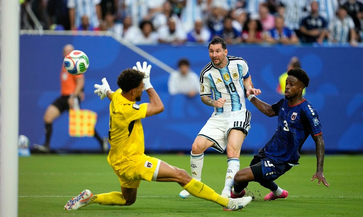 Argentina 1-0 Cape Verde (Hiệp 1): Messi lập công, mở toang cánh cửa vào tứ kết - hình ảnh - shbetvn1.com Argentina 1-0 Cape Verde (Hiệp 1): Messi lập công, mở toang cánh cửa vào tứ kết - hình ảnh - shbetvn1.com