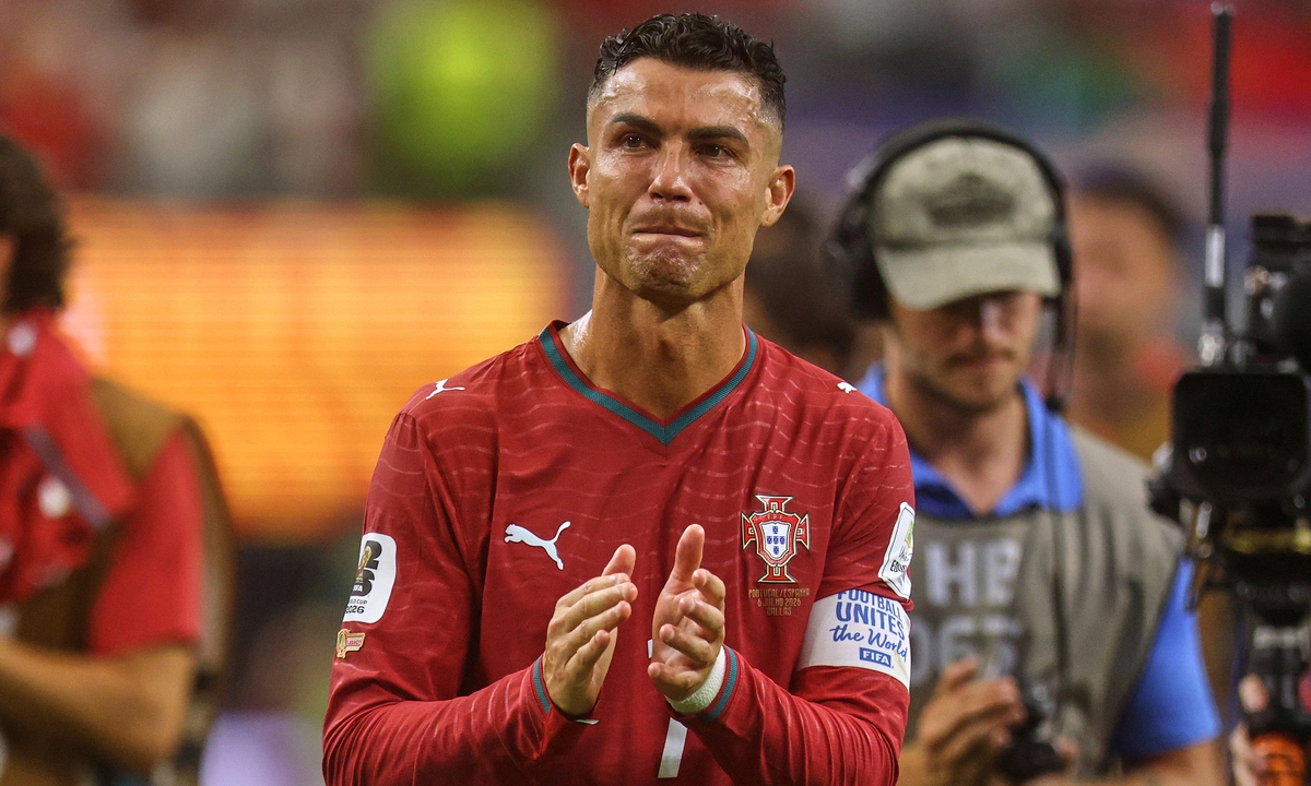 Djorkaeff: ‘Ronaldo bị Bồ Đào Nha tẩy chay’: góc nhìn mới cho người chơi Việt - hình ảnh - shbetvn1.com
