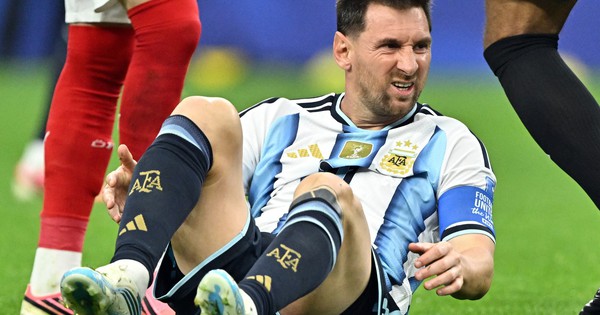 Argentina đặt quá nhiều gánh nặng lên vai Messi: Thiên tài cũng có lúc mệt!: góc nhìn mới cho người chơi Việt - hình ảnh - shbetvn1.com Argentina đặt quá nhiều gánh nặng lên vai Messi: Thiên tài cũng có lúc mệt!: góc nhìn mới cho người chơi Việt - hình ảnh - shbetvn1.com